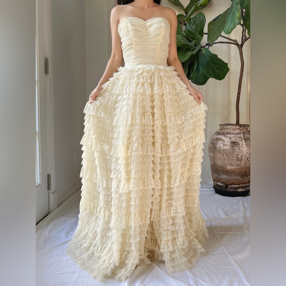Vintage 1950s Nylon Ruffled Wedding Dress | Size XS/XXS
